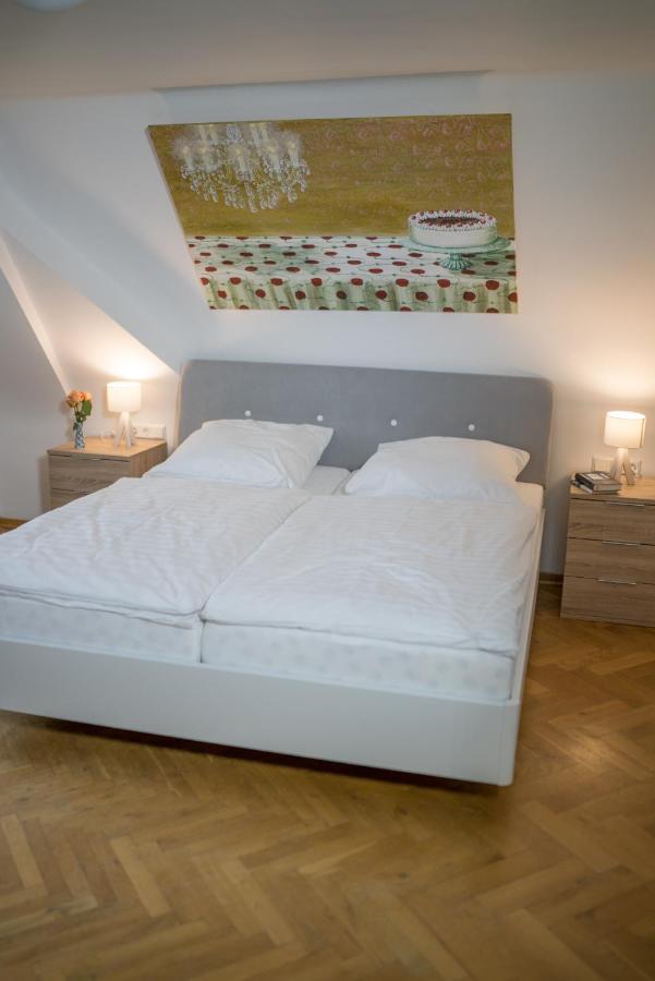 Biohotel Schloss Kirchberg キルヒベルク・アン・デア・ヤクスト エクステリア 写真