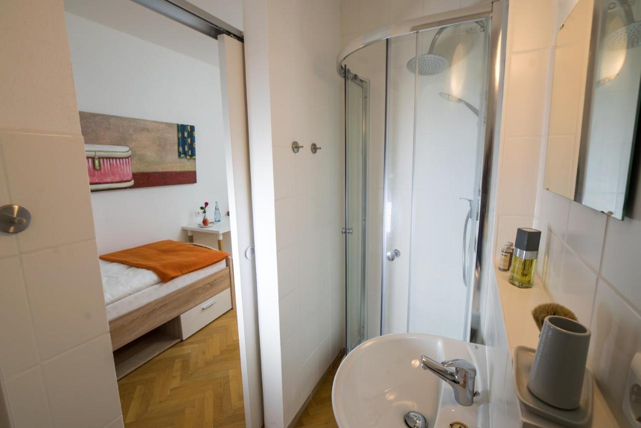 Biohotel Schloss Kirchberg キルヒベルク・アン・デア・ヤクスト エクステリア 写真