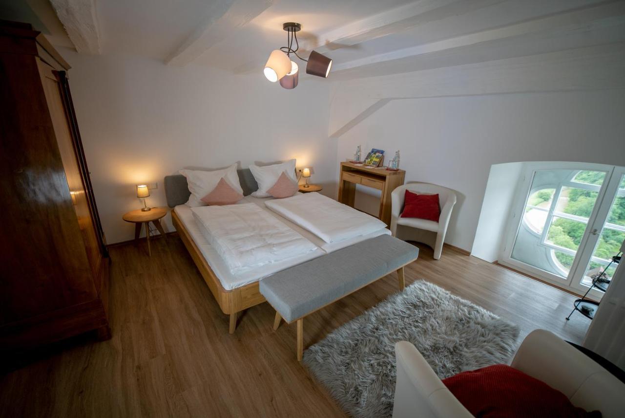 Biohotel Schloss Kirchberg キルヒベルク・アン・デア・ヤクスト エクステリア 写真